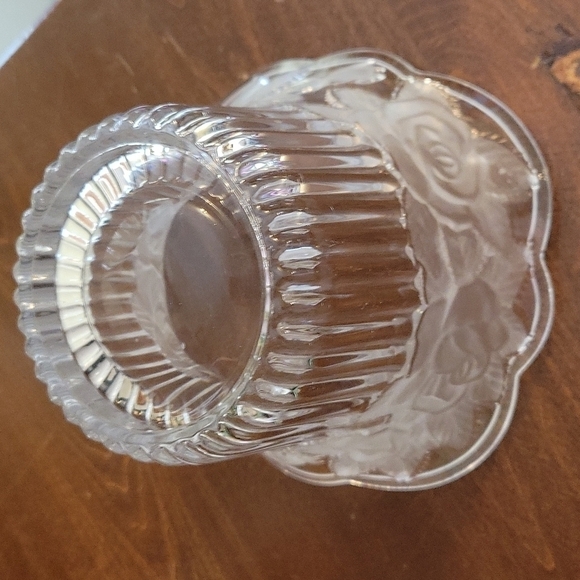 VTG Frosted Rose Clear Cut Glass Potpourri Candy Dish Vase - Picture 4 of 4